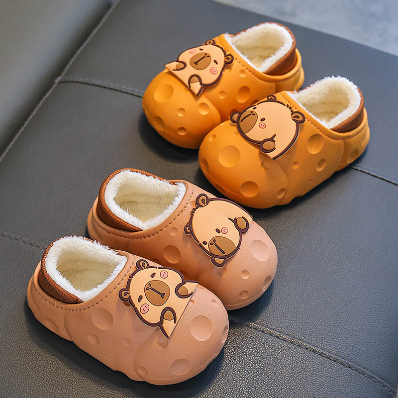 卡皮巴拉冬季儿童包跟棉鞋男童女童保暖加绒防水中大童小孩棉拖鞋