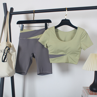 带胸垫瑜伽服套装女夏季短款显瘦紧身速干运动跑步撞色短袖健身服