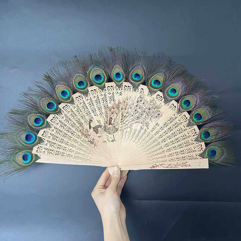 孔雀羽毛扇手工制品木质折扇
