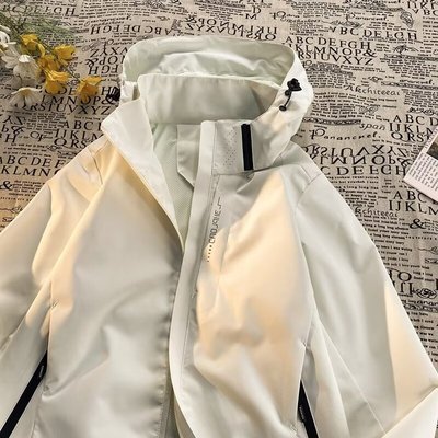 春秋季棒球服外套男2025新款高街宽松帅气男生冲锋衣薄款工装夹克