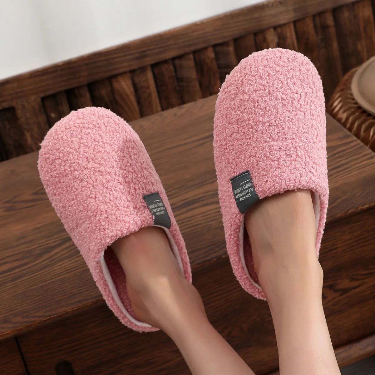 Unisex Fluffy Home Slippers Soft Lightweight Anti Slip Comfo