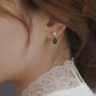 陌上猫原创设计祖母绿锆石淡水珍珠耳钉女简约网红耳环防过敏耳饰