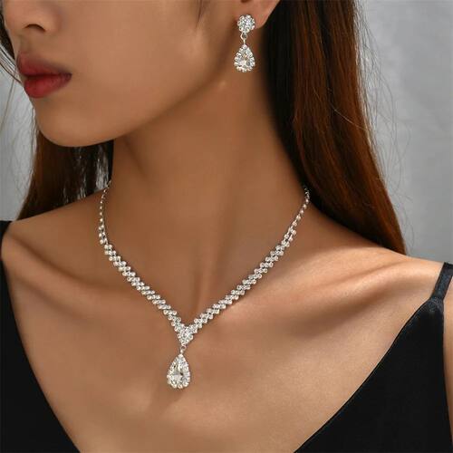 Luxurious Crystal Necklace Earrings Set Water Drop Pendant C