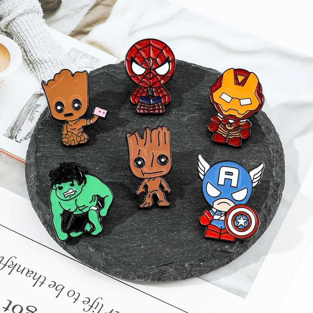 6 Pcs Creative Spider Man Brooch Set Handsome Robert Bruce B