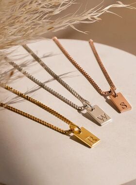 Initial Necklace Engraved A-Z Alphabet Charm Necklace Box Ch