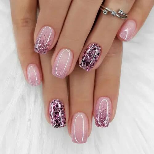 24Pcs Medium Short Square False Nails Glittering Nail Art Wh