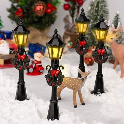 Dollhouse Christmas Street Lamp Simulation Wreath Street Lam
