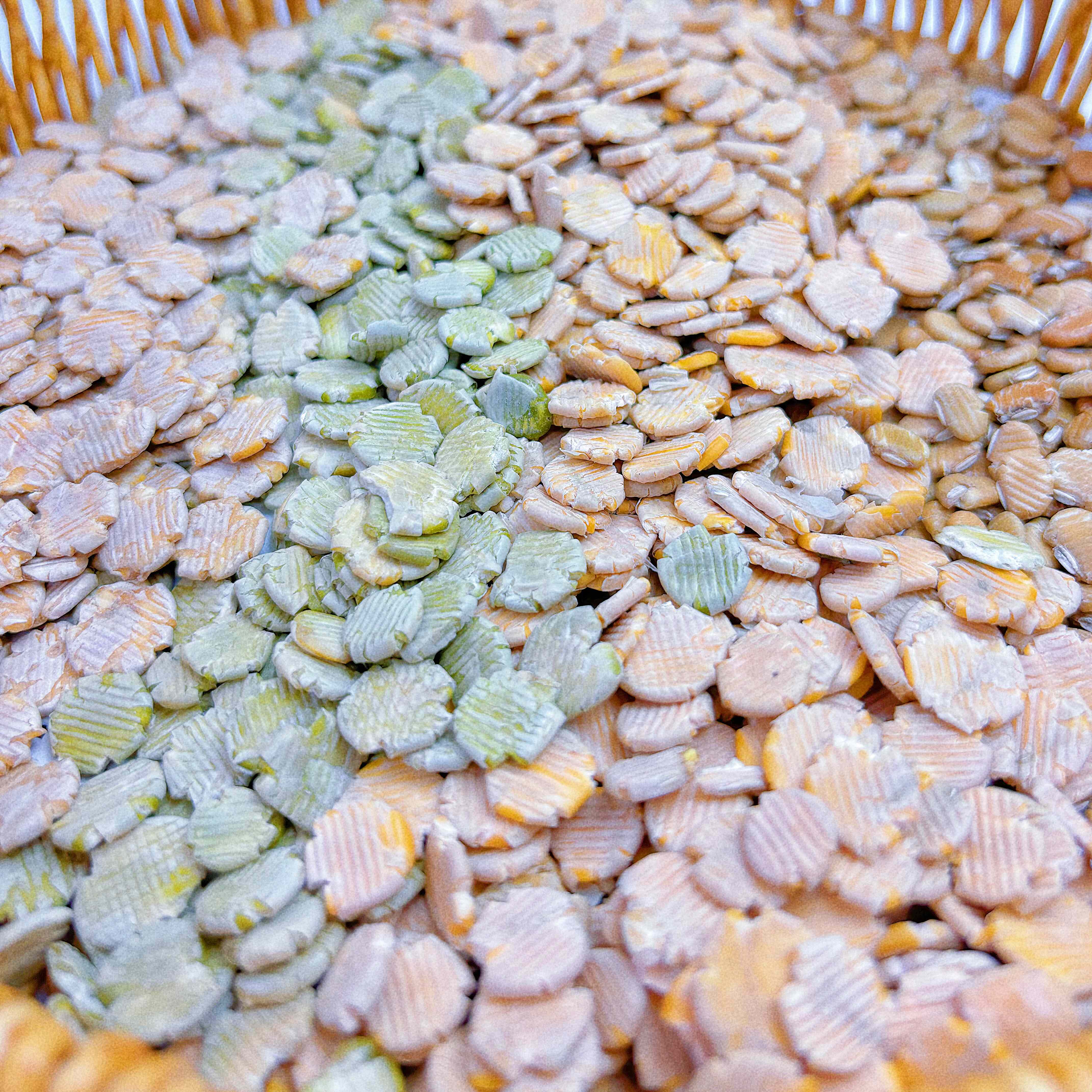 仓鼠金丝熊花枝鼠龙猫 鹦鹉荷兰猪豚鼠宠物零食拌粮蔬菜片豌豆