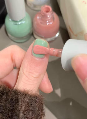 薄荷绿薄荷绿配色的涂鸦美甲谁涂谁显白S357厚乳抹茶S330蜜桃梨涡