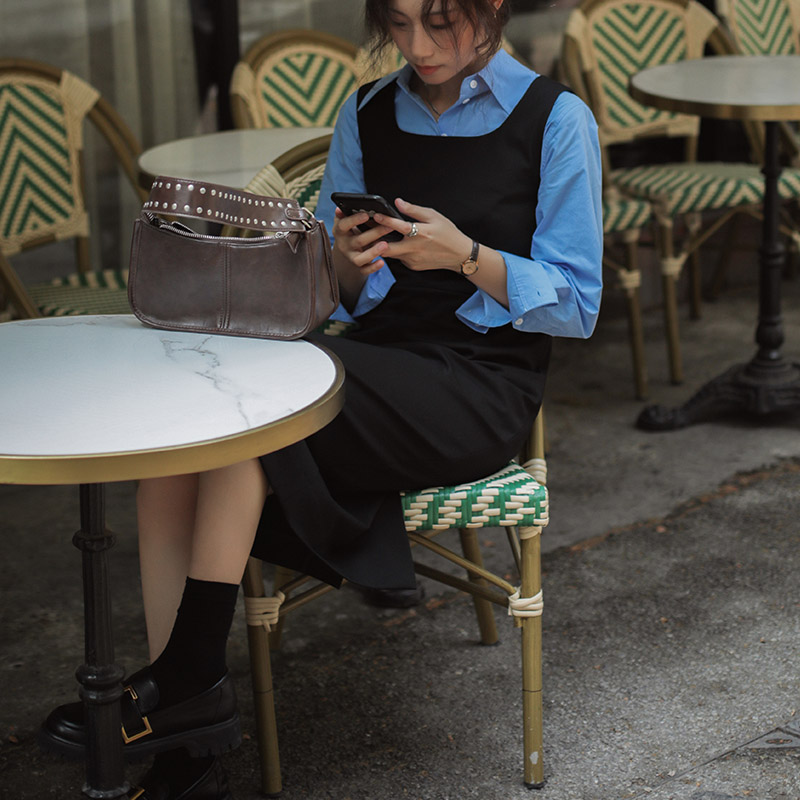 复古背心裙黑色方领叠穿