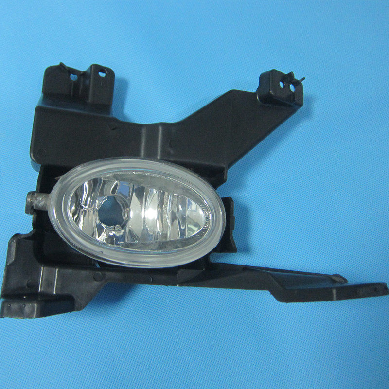 适用东风本田锋范前保险杠灯防雾灯塑料底座支架08091011老款