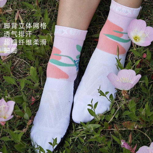 桃夭超轻薄中筒压缩运动袜不掉跟