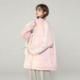 粉红色