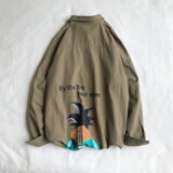 军绿色吉祥