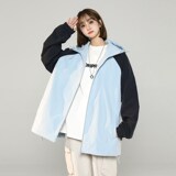 浅蓝色