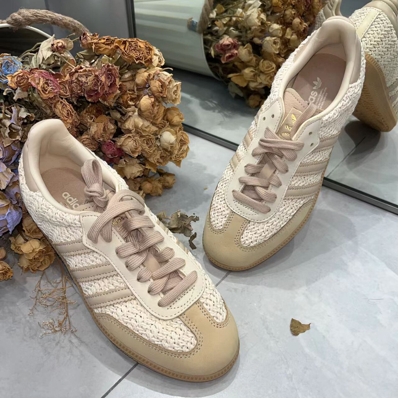 Adidas阿迪达斯三叶草男女SAMBA OG W运动休闲鞋JR9446