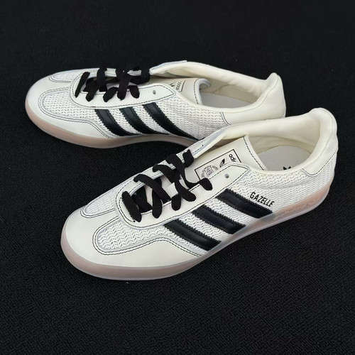 Adidas/阿迪达斯三叶草男女潮流轻便经典休闲运动低帮板鞋JQ7083