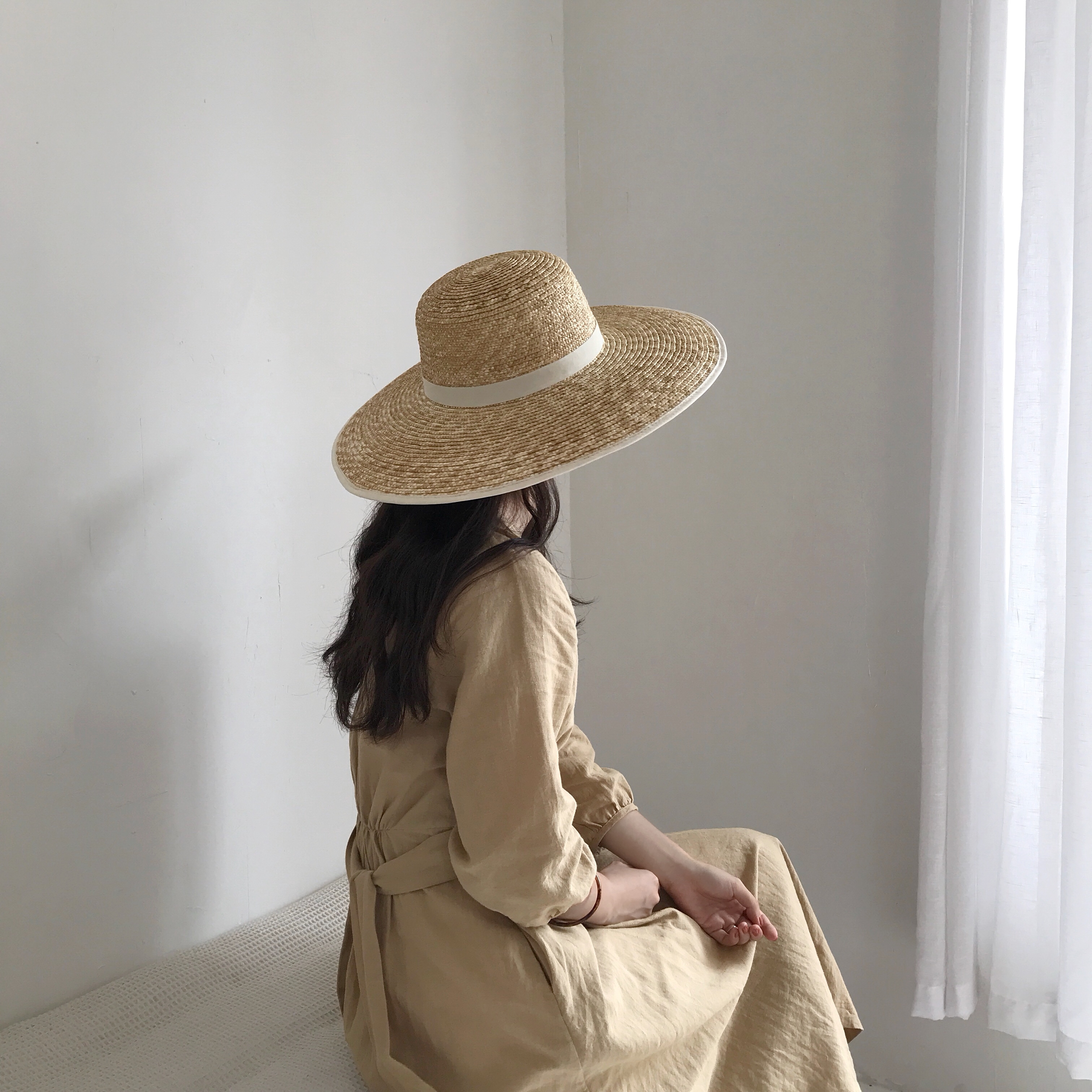 沙滩遮阳草帽小众款白色法式草帽