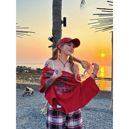 斑驳字母做旧印花短袖T恤女显白