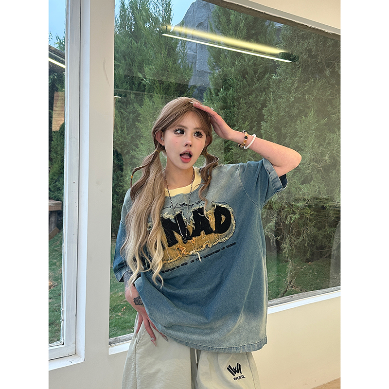 圆领水洗刺绣短袖女牛仔T恤宽松