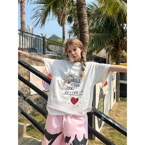 涂鸦印花短袖T恤女夏宽松纯棉T恤