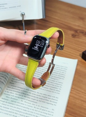 苹果手表表带黄色鱼子酱皮磁吸扣小蛮腰适用iWatchS11S109ultras3