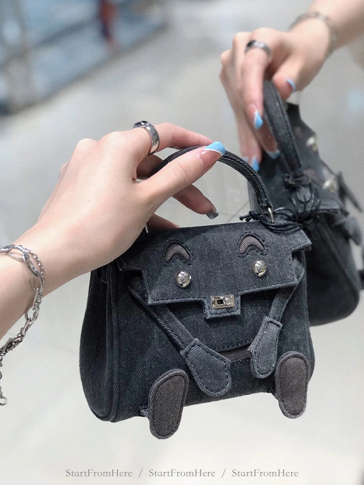 毛绒kelly doll迷你恶搞凯莉包 徐梦洁同款小怪兽笑脸链条斜挎包