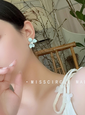瑟可「沅芷湘兰」蓝色花瓣耳环女气质温柔百搭甜美2025新款高级感