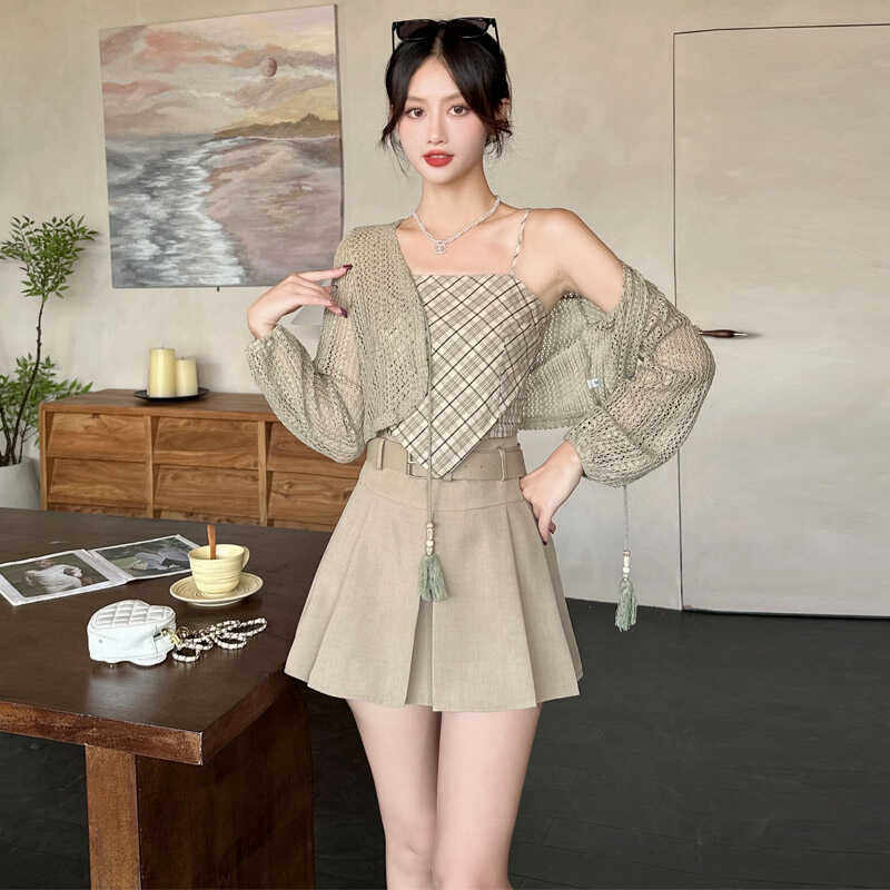 2024新款套装女早秋穿搭高级感小个子甜辣风炸街百褶半身裙三件套