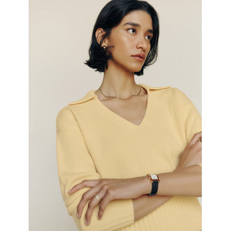 毛织上衣女2024秋新款V领羊毛针织衫黄色长袖毛衣套头衫法式慵懒