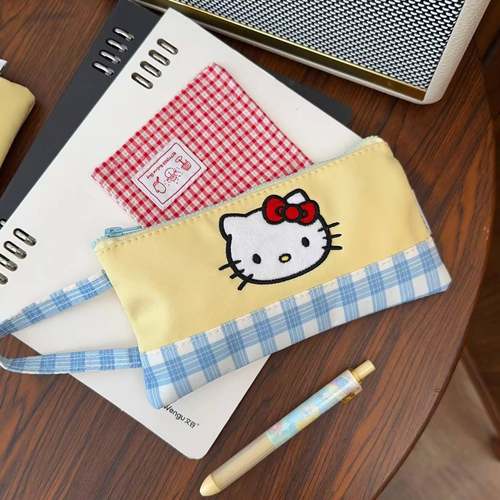 小众不撞款可爱猫咪笔袋简约高中