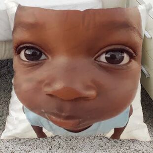 非洲十二少萌娃酋长抱枕抽象猎奇沙雕宿舍午休靠枕搞怪送朋友礼物