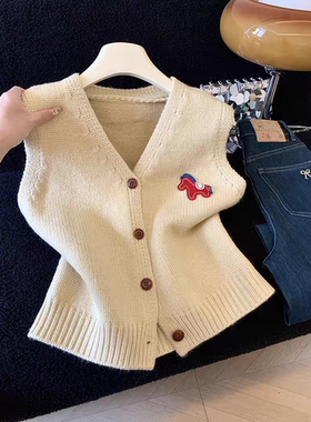 卡通小马刺绣V领针织马甲开衫