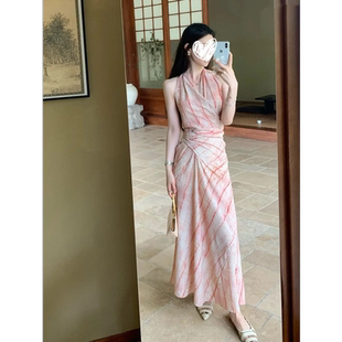 春野梦境～romance浪漫轻柔气印花挂脖连衣裙Q36