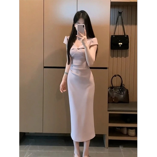 氣質(zhì)短袖 設(shè)計(jì)感V領(lǐng)連衣裙女2025夏季 新款 法式 褶皺裙子 收腰中長(zhǎng)款