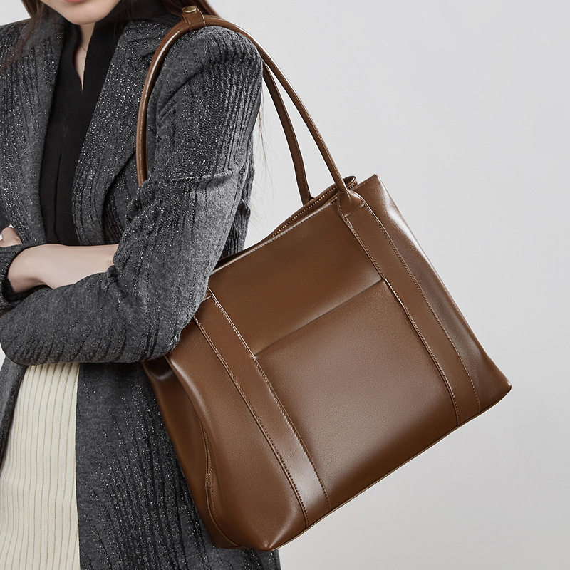 头层牛皮新款时尚复古纯色百搭大容量托特包高级感腋下手提单肩包,箱包皮具/热销女包/男包,托特包,淘宝优惠券,粉丝福利购,淘宝优惠卷
