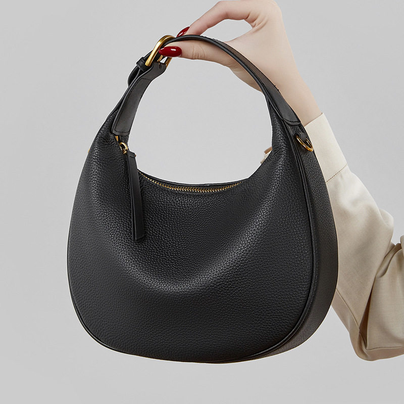 头层牛皮包包斜挎包月牙包轻奢大容量高级手提包女包头层真皮饺子