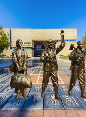 玻璃钢雕塑定制知青人物雕塑公园