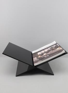 北欧轻奢工艺品摆件 大理石底座金属亚克力书架家居软装饰品