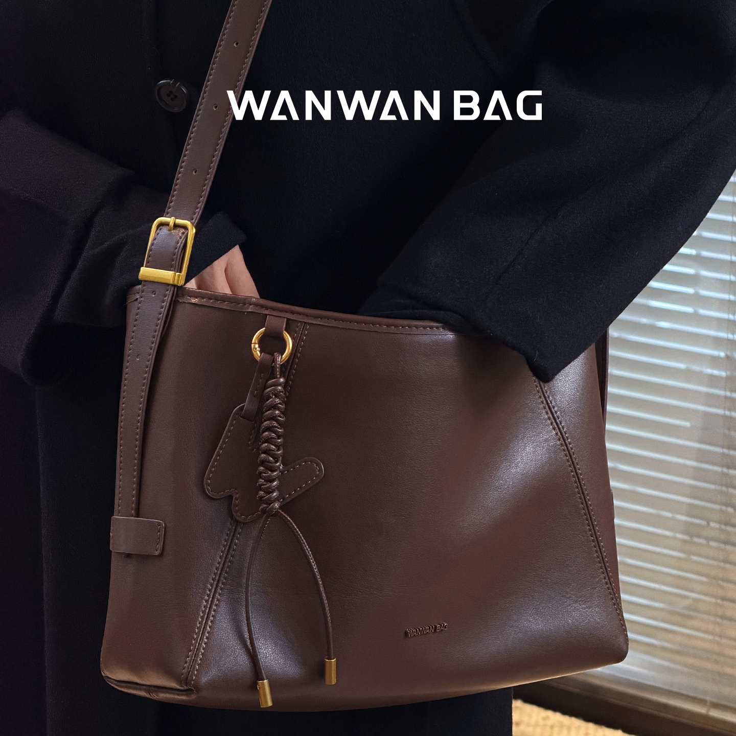 小众真皮托特包2025慵懒风通勤大容量松弛感hobo斜跨大包单肩包女