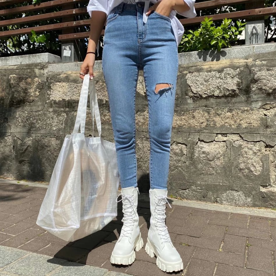 现货韩国东大门女装春秋夏季新款韩范修身显瘦破洞九分小脚牛仔裤