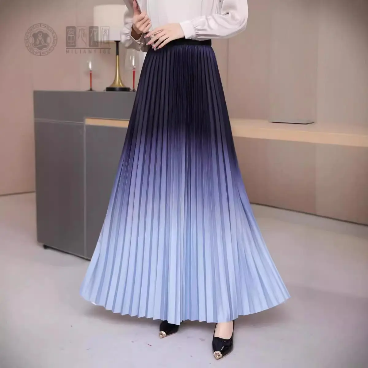 2024新款欧美感女装渐变色半身裙