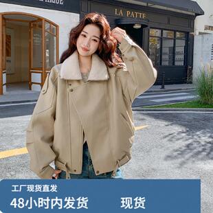 卡其色短款皮毛一体羊羔毛厚外套女秋冬新款超火好看加绒机车棉服