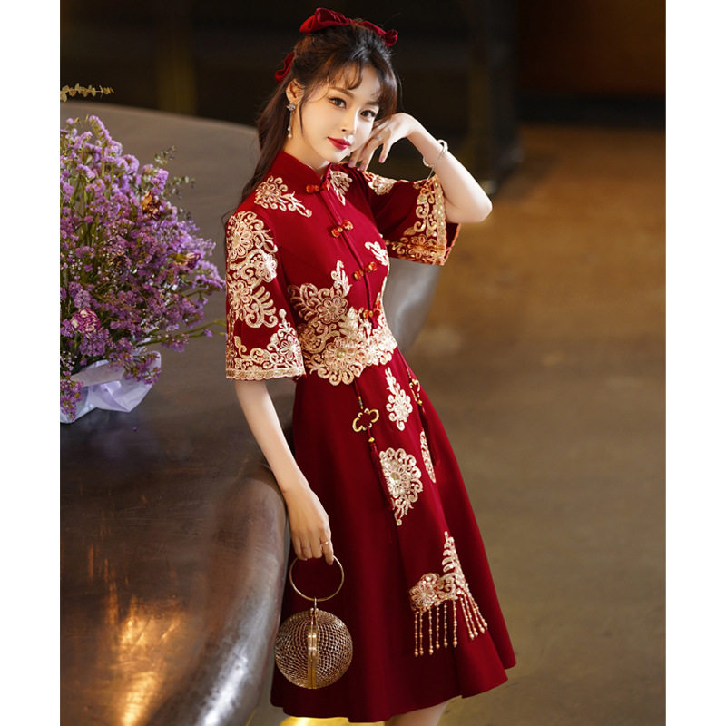 结婚礼服平时可穿 ページ1