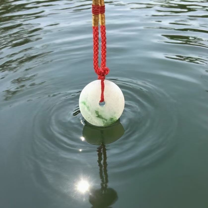 天然A货翡翠平安扣吊坠和氏璧玉