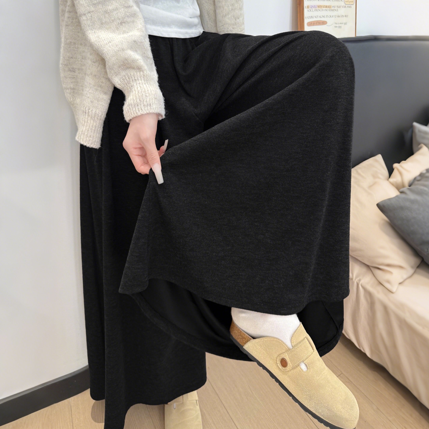 黑色糯米裙裤女秋季2026新款大码胖mm高腰宽松显瘦垂感阔腿休闲裤