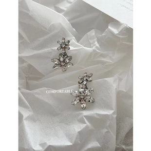 WXLSTUDIO吾小历 “Twin flowers”一眼高级奢感镶钻花卉耳钉耳环