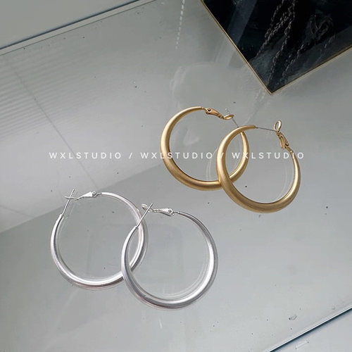 吾小历金银色耳圈素圈圆圈耳环女