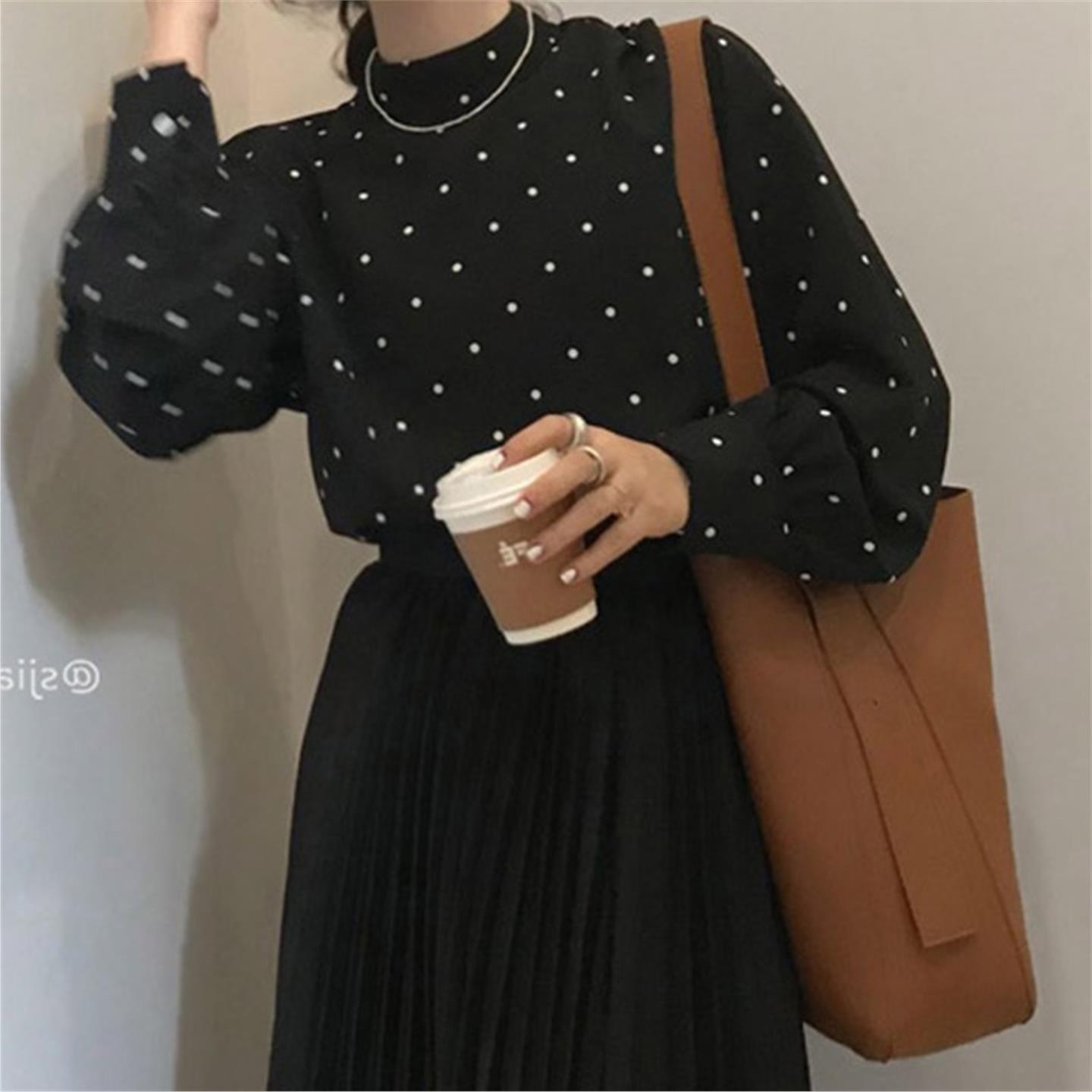 春夏季新款韩国chic法式复古黑白小波点半高领宽松泡泡袖打底衬衫
