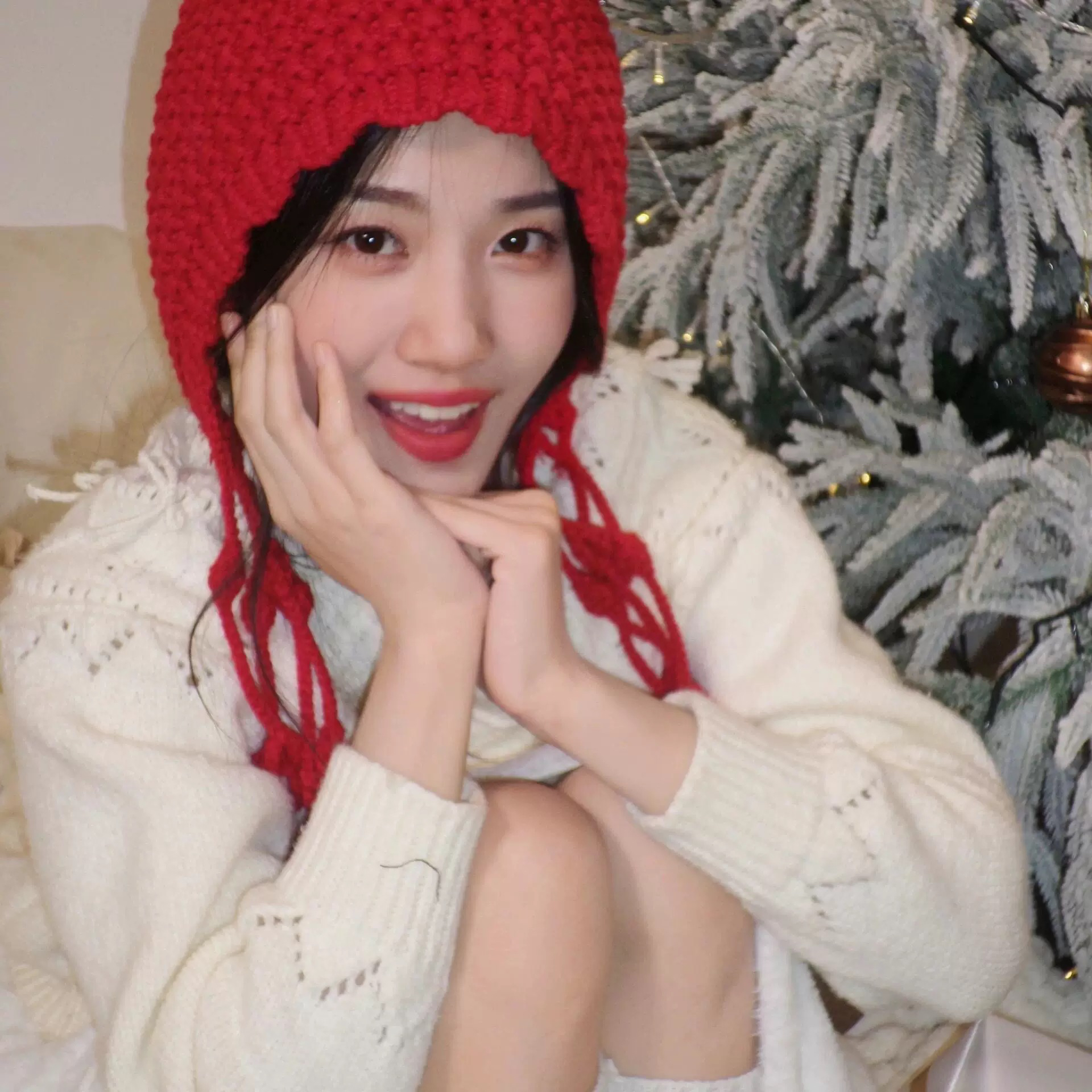 圣诞新年红色针织帽子女秋冬季保暖护耳绑带毛线帽时尚显脸小冷帽